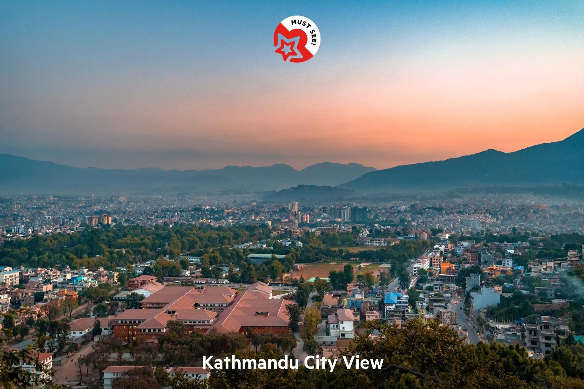 Oyo 135 Lost Garden Apartment And Guest House Kathmandu Luaran gambar